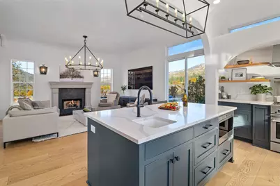 7499 Highway 238, Jacksonville, OR 97530 - Photo 12