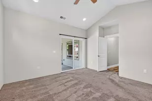 989 Pendleton Dr, Medford, OR 97501 - Photo 12