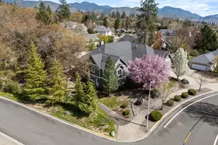 1868 NW F St, Grants Pass, OR 97526 - Photo 40