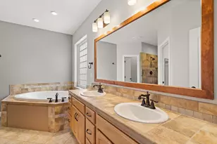 1868 NW F St, Grants Pass, OR 97526 - Photo 20