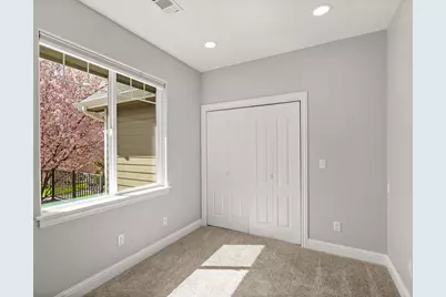 1868 NW F Street, Grants Pass, OR 97526 - Photo 14