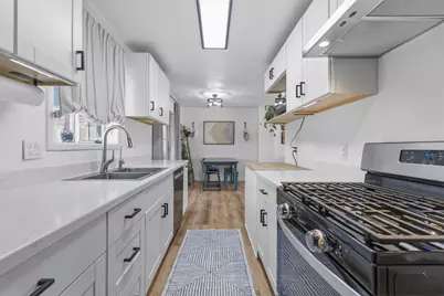 2030 Sargent Avenue, Klamath Falls, OR 97601 - Photo 18