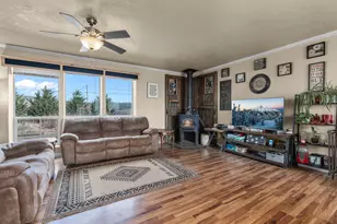 4886 NW Mint Ln, Prineville, OR 97754 - Photo 6