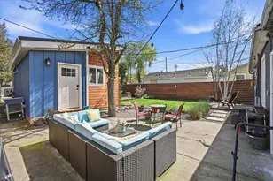 917 Grant Ave, Medford, OR 97501 - Photo 18