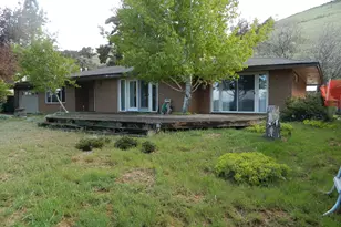 1619 Kimberly Dr, Klamath Falls, OR 97603 - Photo 2