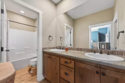 6720 NW Larch Drive, Redmond, OR 97756 - Photo 26