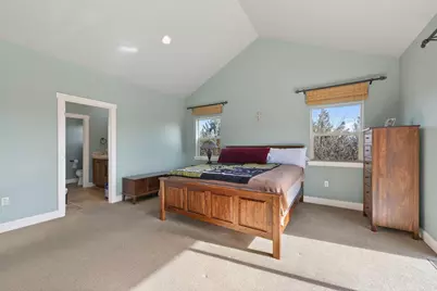 6720 NW Larch Drive, Redmond, OR 97756 - Photo 16