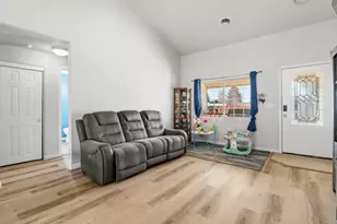 1270 SE 6th St, Prineville, OR 97754 - Photo 6