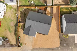 1270 SE 6th St, Prineville, OR 97754 - Photo 30