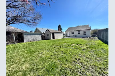 2533 Applegate Avenue, Klamath Falls, OR 97601 - Photo 30