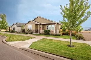 1636 NE Hudspeth Rd, Prineville, OR 97754 - Photo 2