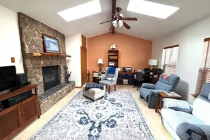 3030 NE Stanton Ave, Bend, OR 97701 - Photo 16