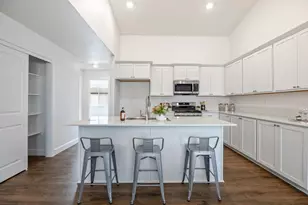 363 NW Monte Vis Ave, Madras, OR 97741 - Photo 10