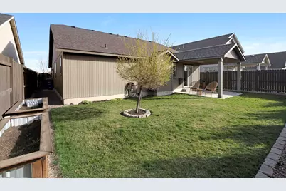 2378 NW Kingwood Avenue, Redmond, OR 97756 - Photo 26