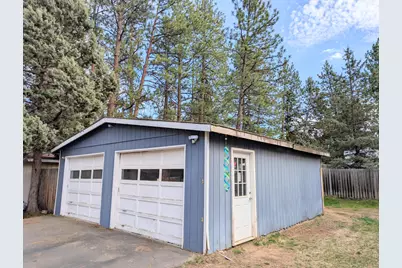 19877 Mahogany Street, Bend, OR 97702 - Photo 18