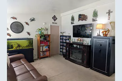 19877 Mahogany Street, Bend, OR 97702 - Photo 6