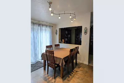 19877 Mahogany Street, Bend, OR 97702 - Photo 4