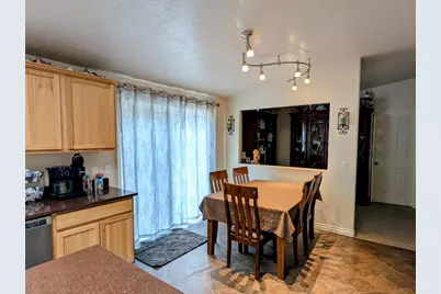 19877 Mahogany Street, Bend, OR 97702 - Photo 4