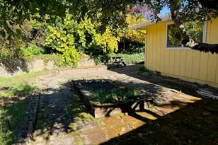 108 NW Sunhill Dr, Grants Pass, OR 97526 - Photo 24