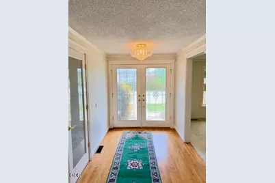 108 NW Sunhill Drive, Grants Pass, OR 97526 - Photo 2