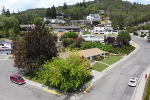 108 NW Sunhill Dr, Grants Pass, OR 97526 - Photo 36