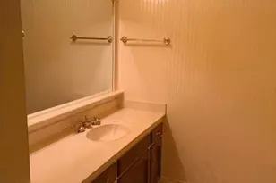 108 NW Sunhill Dr, Grants Pass, OR 97526 - Photo 18