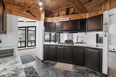 633 E Archwood #UNIT 86, Eagle Point, OR 97524 - Photo 8