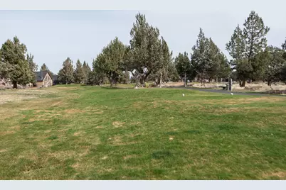 8708 Cliff Swallow Drive #19, Redmond, OR 97756 - Photo 34