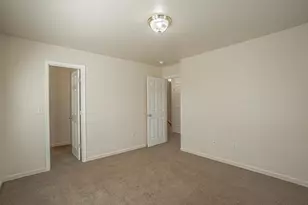 827 Blackberry Ln, Ashland, OR 97520 - Photo 16