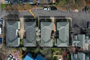 827 Blackberry Ln, Ashland, OR 97520 - Photo 20