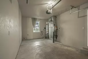 827 Blackberry Ln, Ashland, OR 97520 - Photo 10