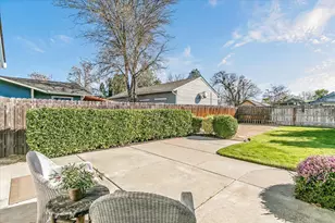 317 Jeanette Ave, Medford, OR 97501 - Photo 8