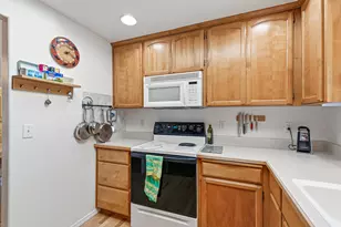 130 Rhonda Ln, Phoenix, OR 97535 - Photo 8