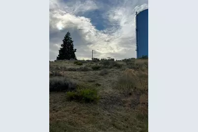0 Academy Avenue #Lot 3 & 4, Klamath Falls, OR 97601 - Photo 2