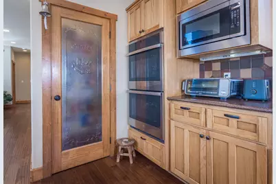 4728 Coopers Hawk Road, Klamath Falls, OR 97601 - Photo 14