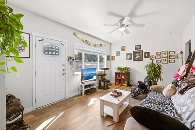 372 Ogara Street, Medford, OR 97501 - Photo 4