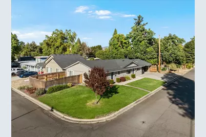 372 Ogara Street, Medford, OR 97501 - Photo 1