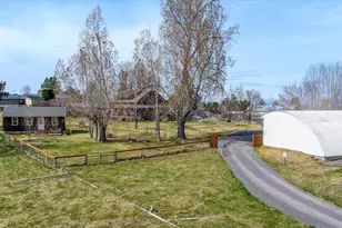 61900 Anker Ln, Bend, OR 97702 - Photo 58