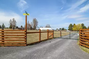 61900 Anker Ln, Bend, OR 97702 - Photo 56