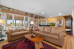 61900 Anker Ln, Bend, OR 97702 - Photo 12