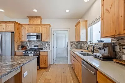 389 NE Black Bear Street, Prineville, OR 97754 - Photo 12