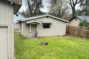 339 South St, Butte Falls, OR 97522 - Photo 36