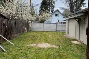 339 South St, Butte Falls, OR 97522 - Photo 28