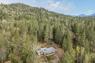 200 Hornet Ln, Grants Pass, OR 97527 - Photo 40