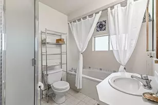 200 Hornet Ln, Grants Pass, OR 97527 - Photo 32