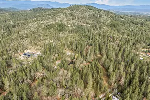 200 Hornet Ln, Grants Pass, OR 97527 - Photo 46