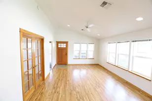 903 Schaefers Ln, Grants Pass, OR 97526 - Photo 6