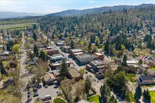 645 S 5th, Jacksonville, OR 97530 - Photo 54