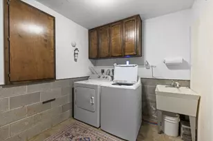 645 S 5th, Jacksonville, OR 97530 - Photo 30