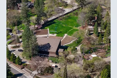 645 S 5th, Jacksonville, OR 97530 - Photo 48